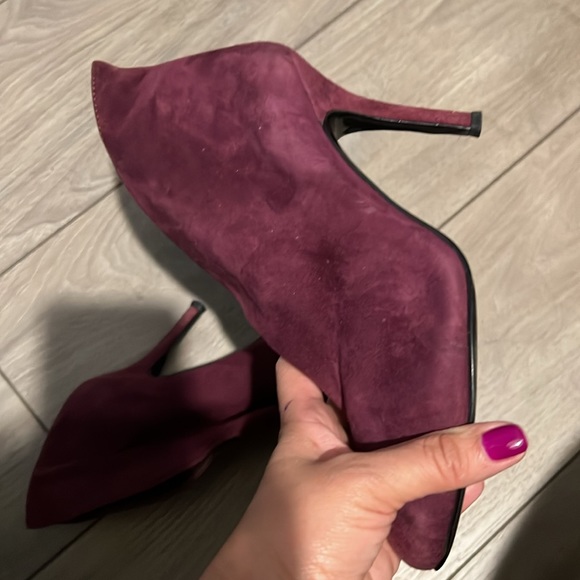 Vince Camuto suede booties - Picture 6 of 11